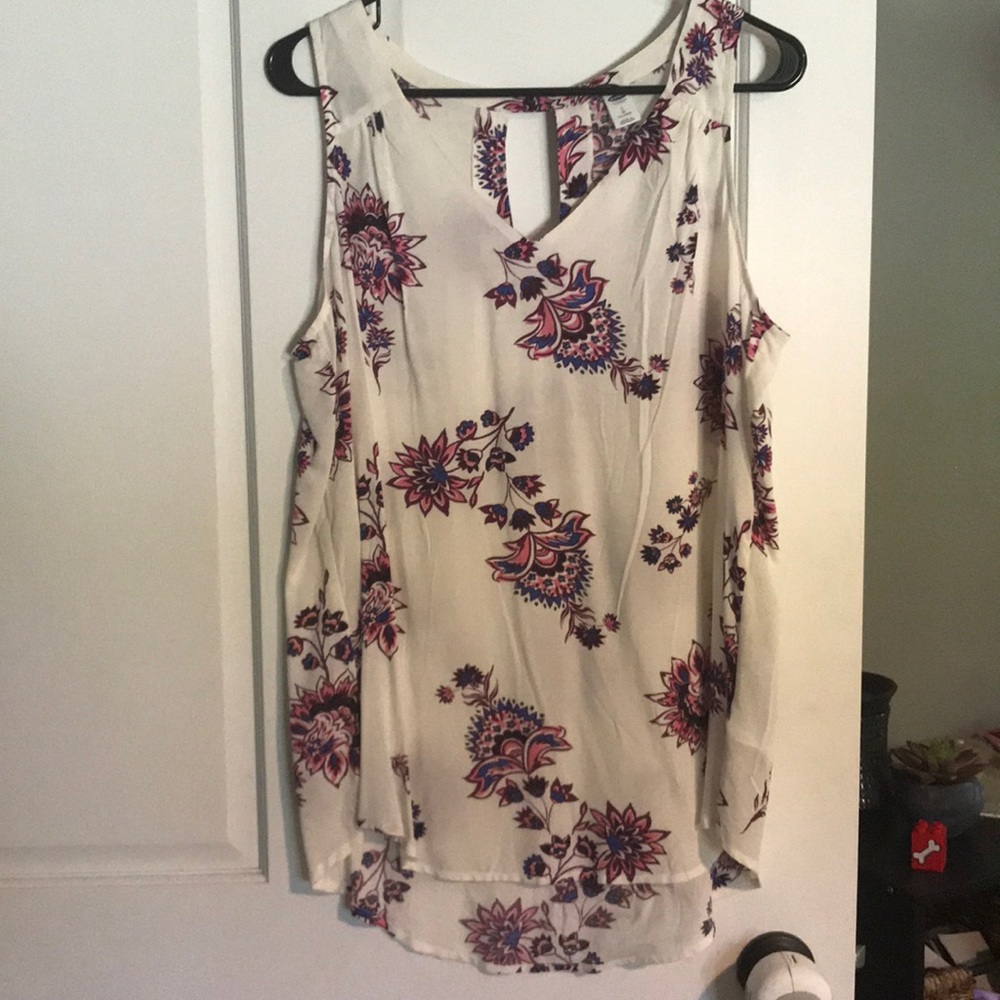 Sleeveless top